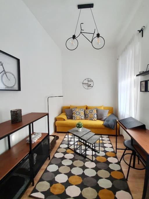 Andrea Apartman Miskolc Belvarosaban エクステリア 写真